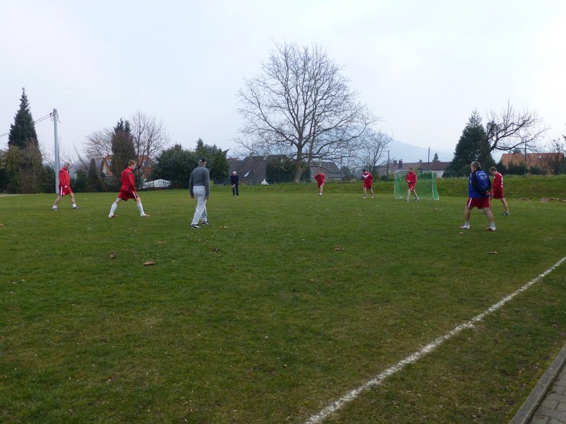 Faustball Trainingsauftakt