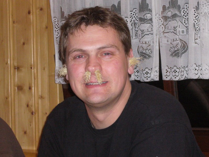 Faustball Huewo