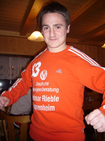 Faustball Huewo