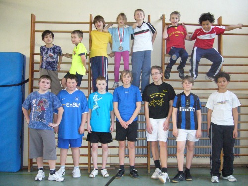 Bubenturnen allgemein ab 1. Schuljahr